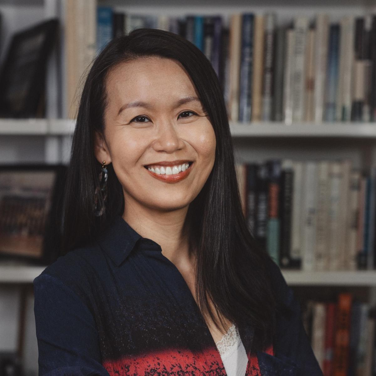 Jamie Lee Headshot