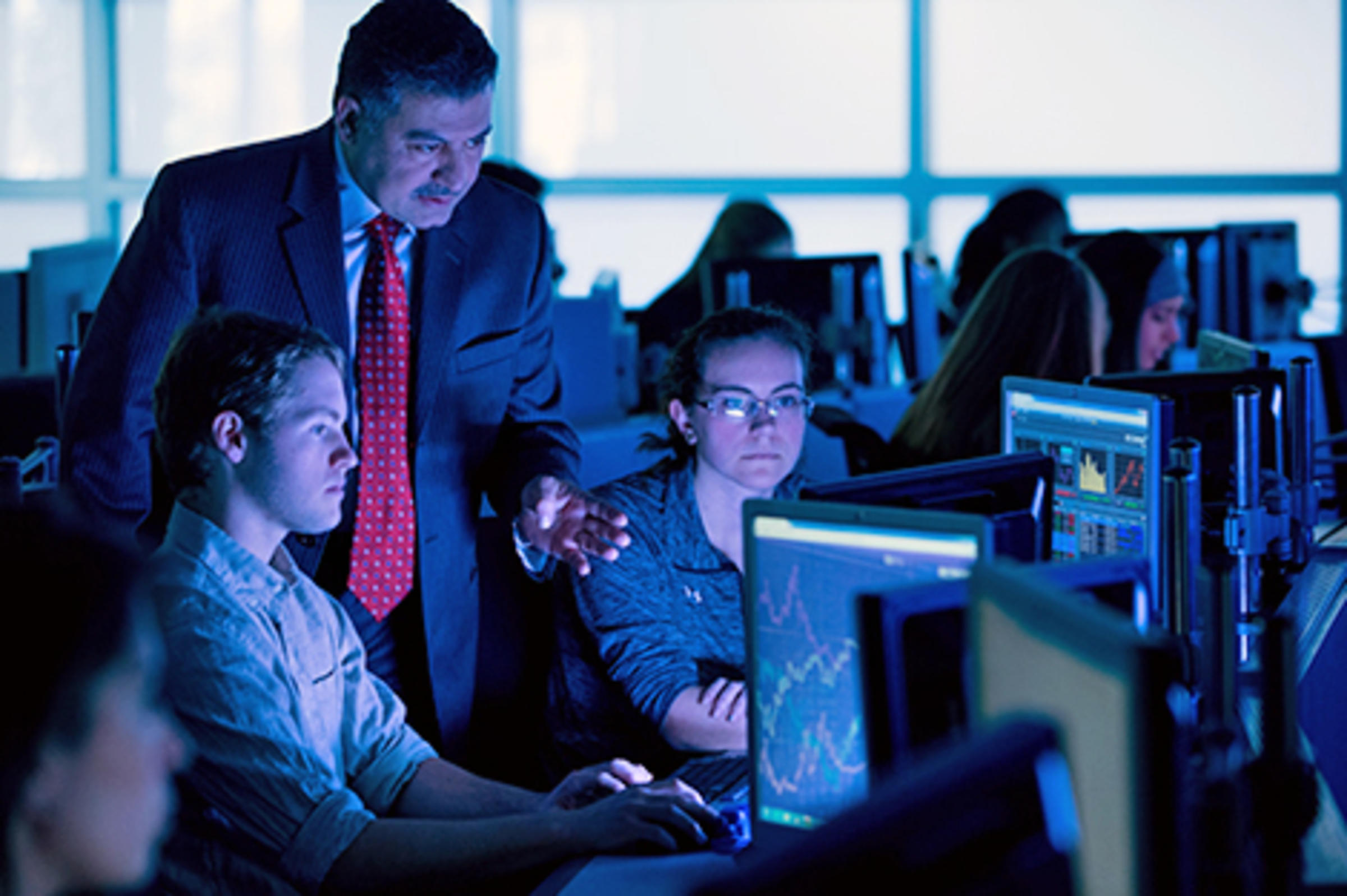 Dr. Khashanah teaching a course in the high-tech Hanlon Lab at Stevens.