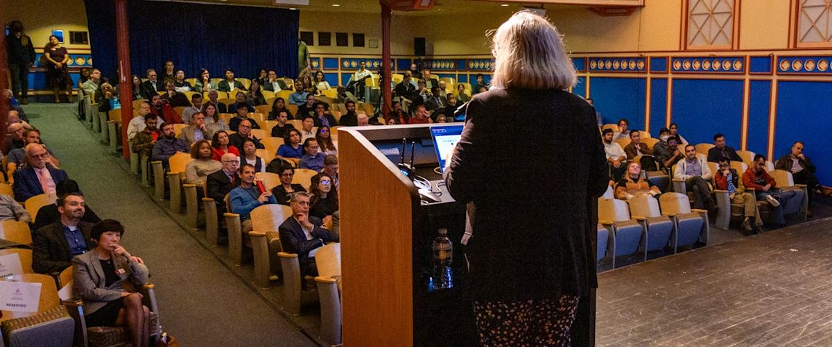 SES Dean's Lecture Series speaker Manuela Veloso addresses an audience