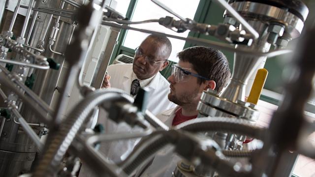 Chemical Engineering student and faculty