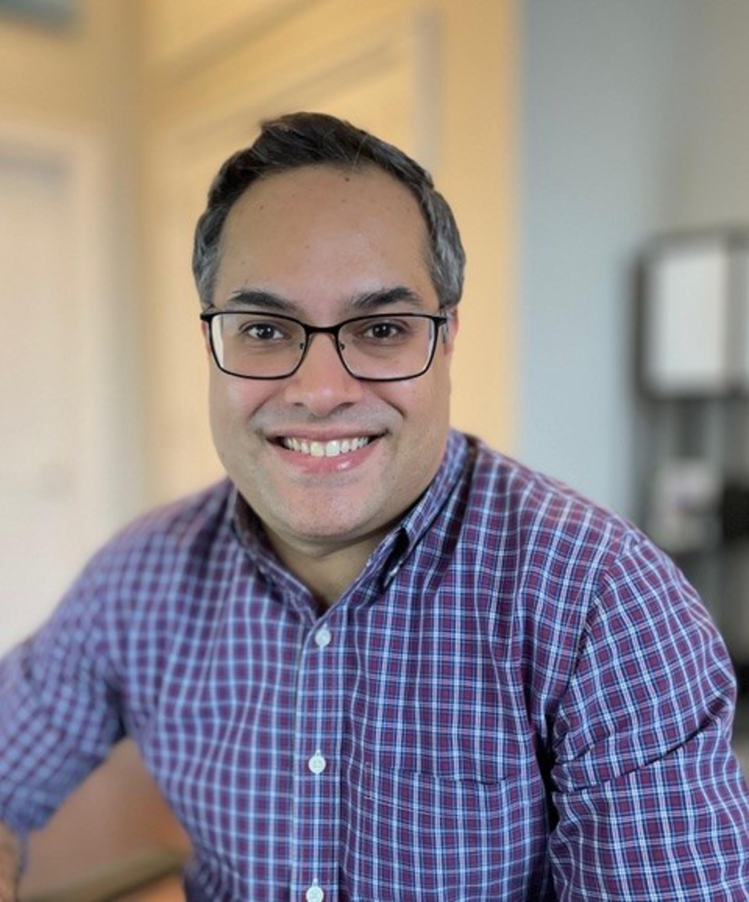 Ishaan Acharya headshot