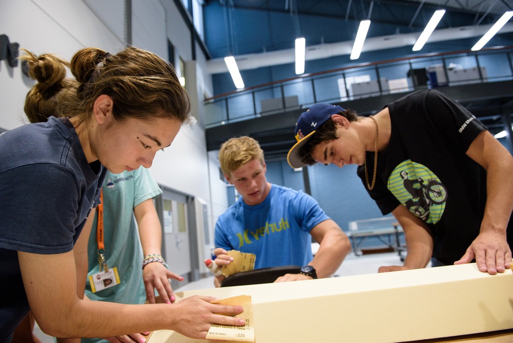 Stevens Pre-College Program participants working in the ABS Engineering Laboratory