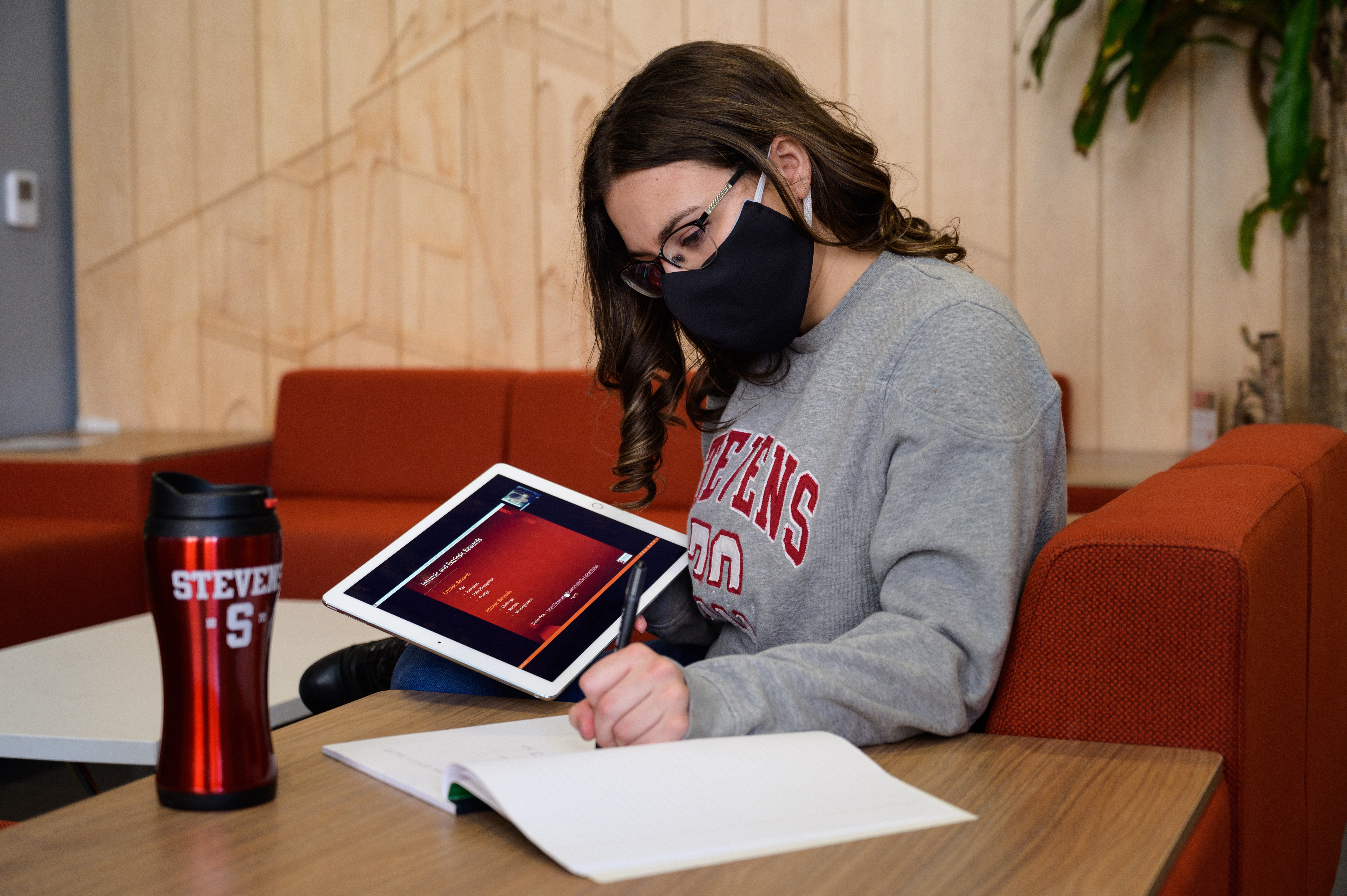 9bdd23227466ac45a1b0b2c7d88dcffa