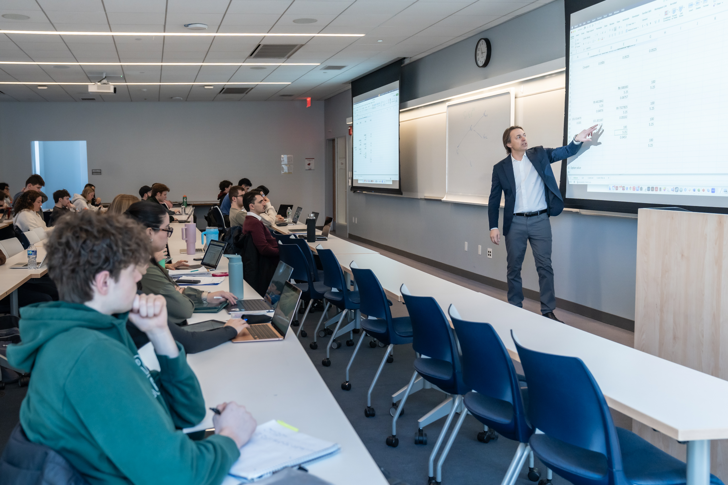 Professor Stefano Bonini teaching an undergraduate finance course. 