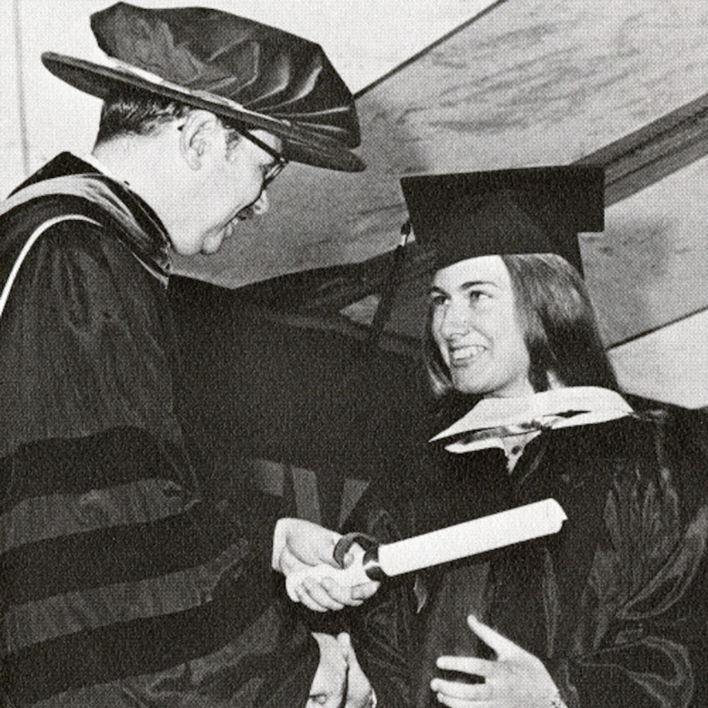 Lenore Schupak '74