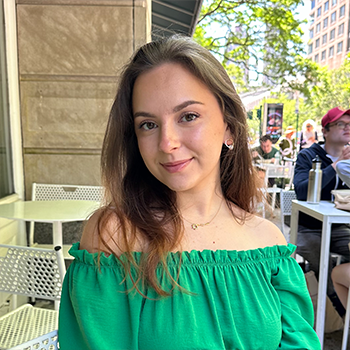 Headshot of Jenna Ruben