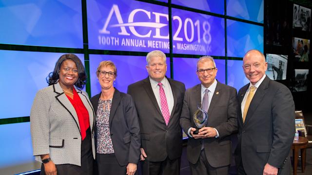 Nariman Farvardin receiving the ACE award for Institutional Transformation