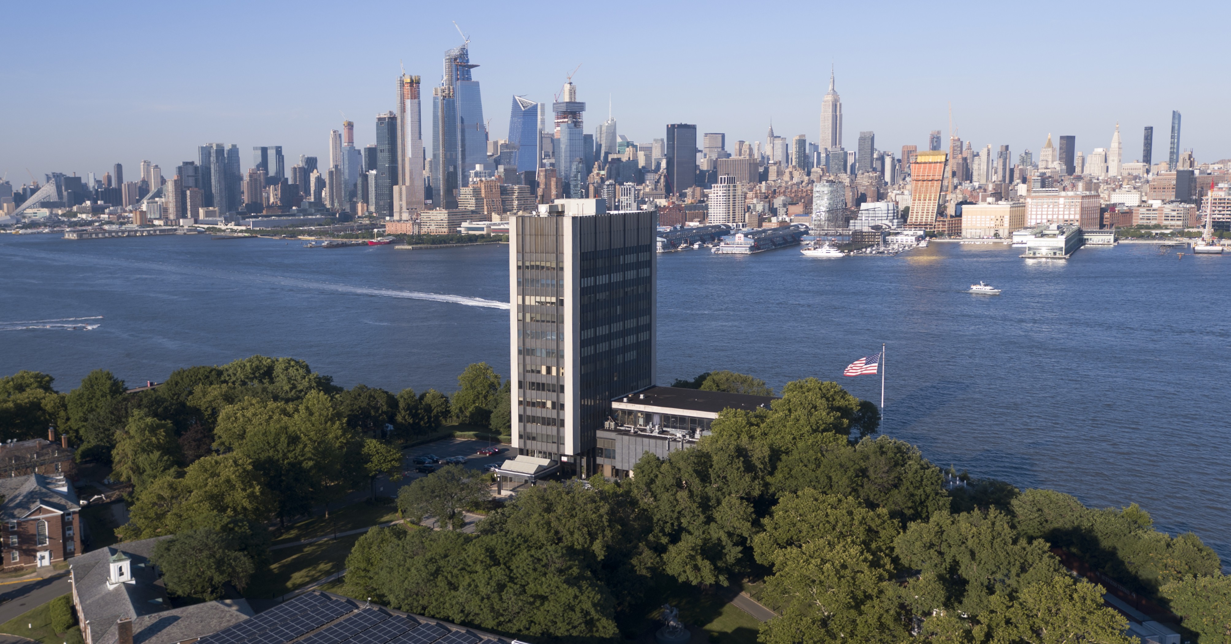 b66c9d25b9962f8b3bef0543306843be