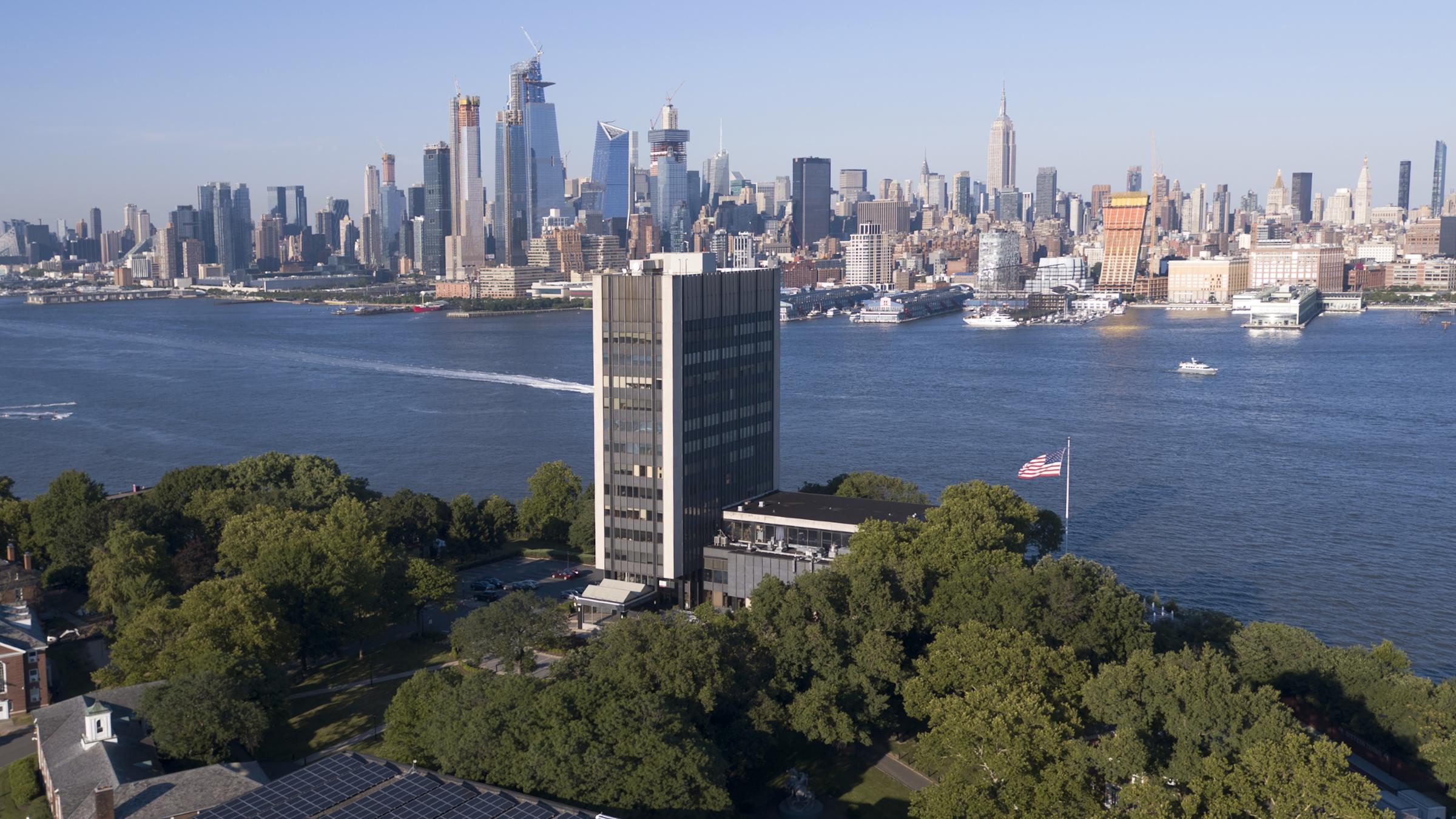 b66c9d25b9962f8b3bef0543306843be