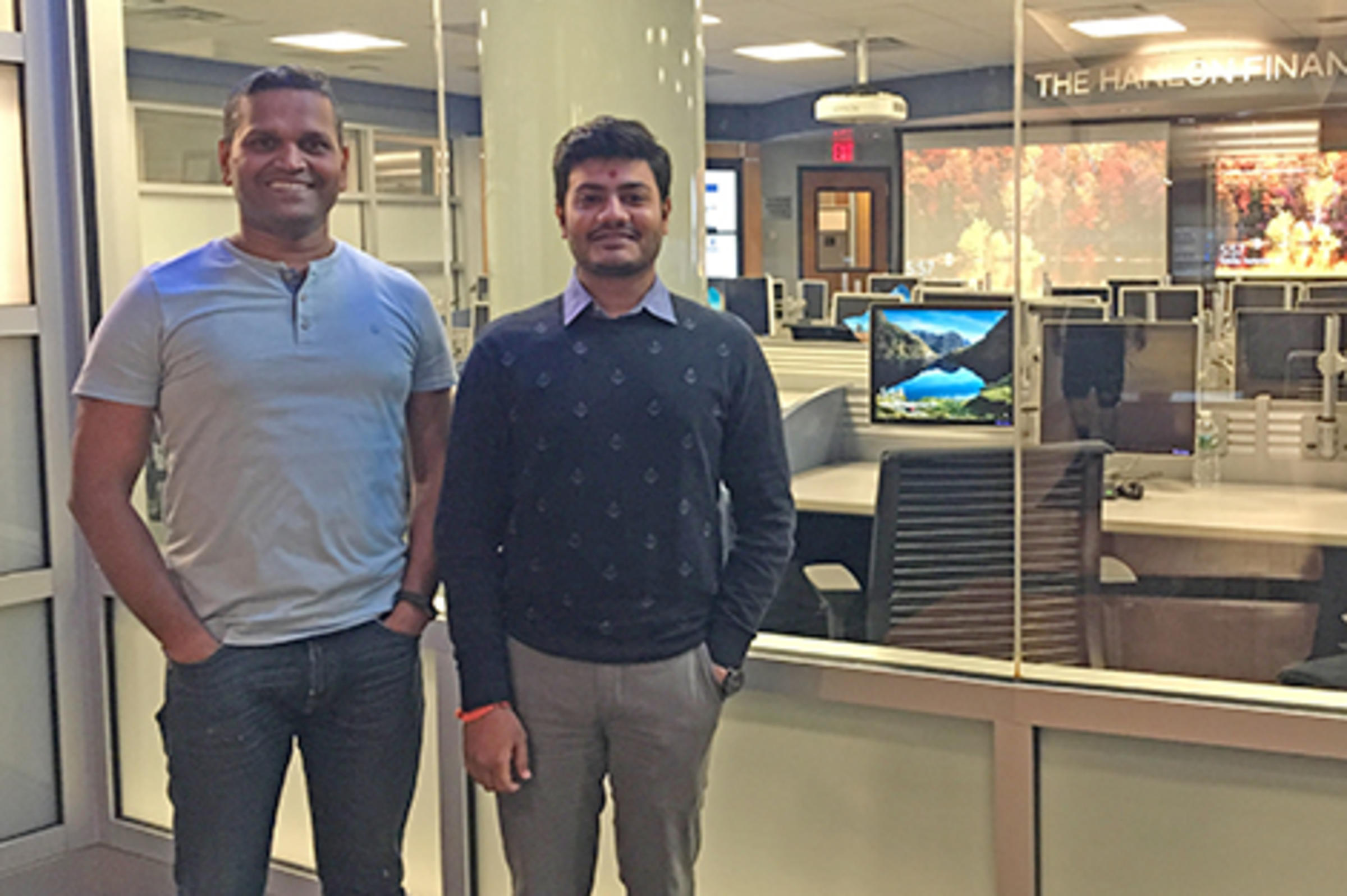 Two of the Stevens intern at the Hanlon Lab.