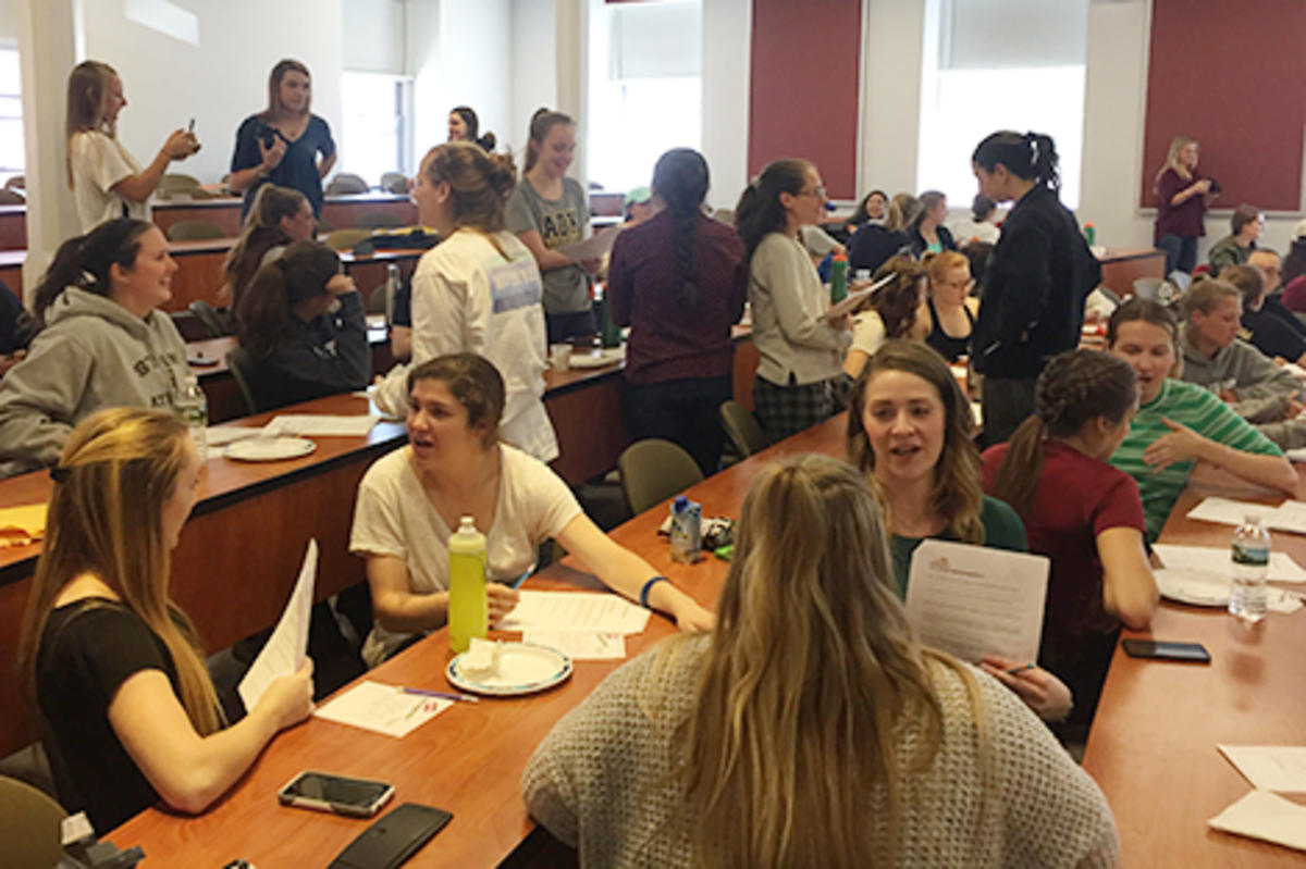 Students at the salary negotiation workshop at Stevens.