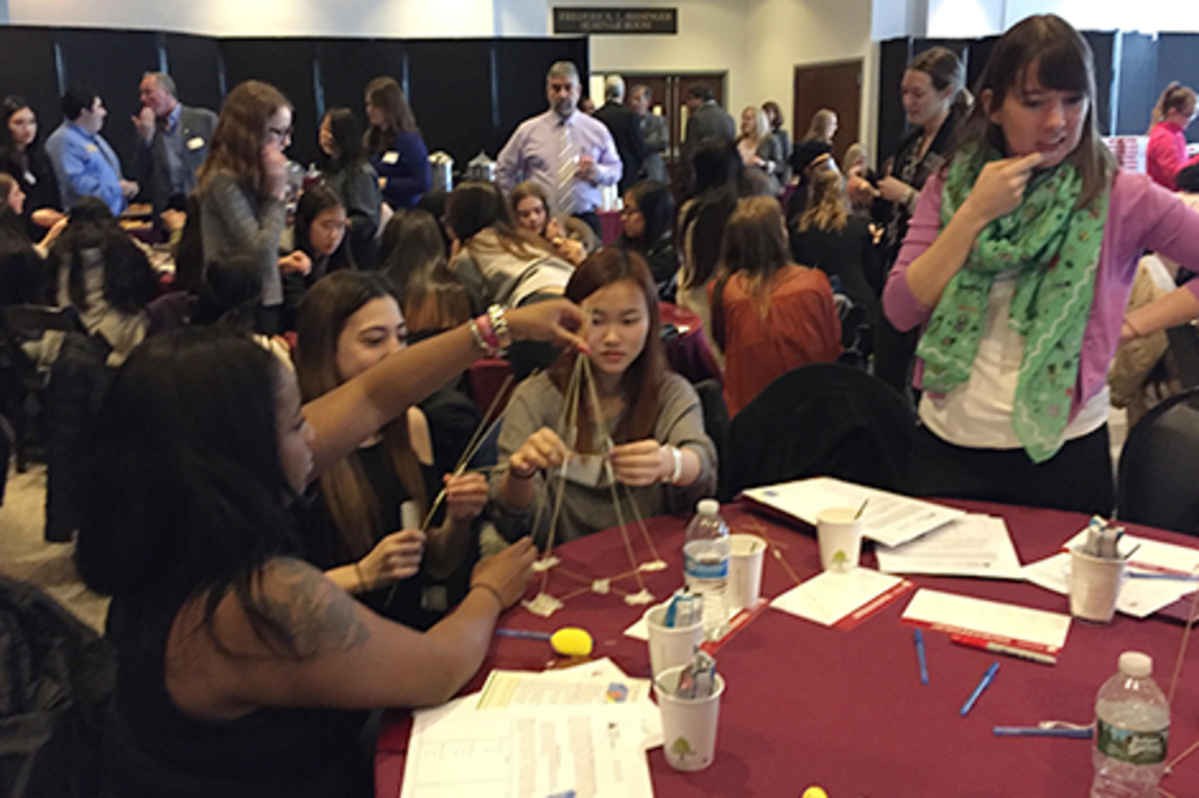 Students collaborate at a Stevens event.