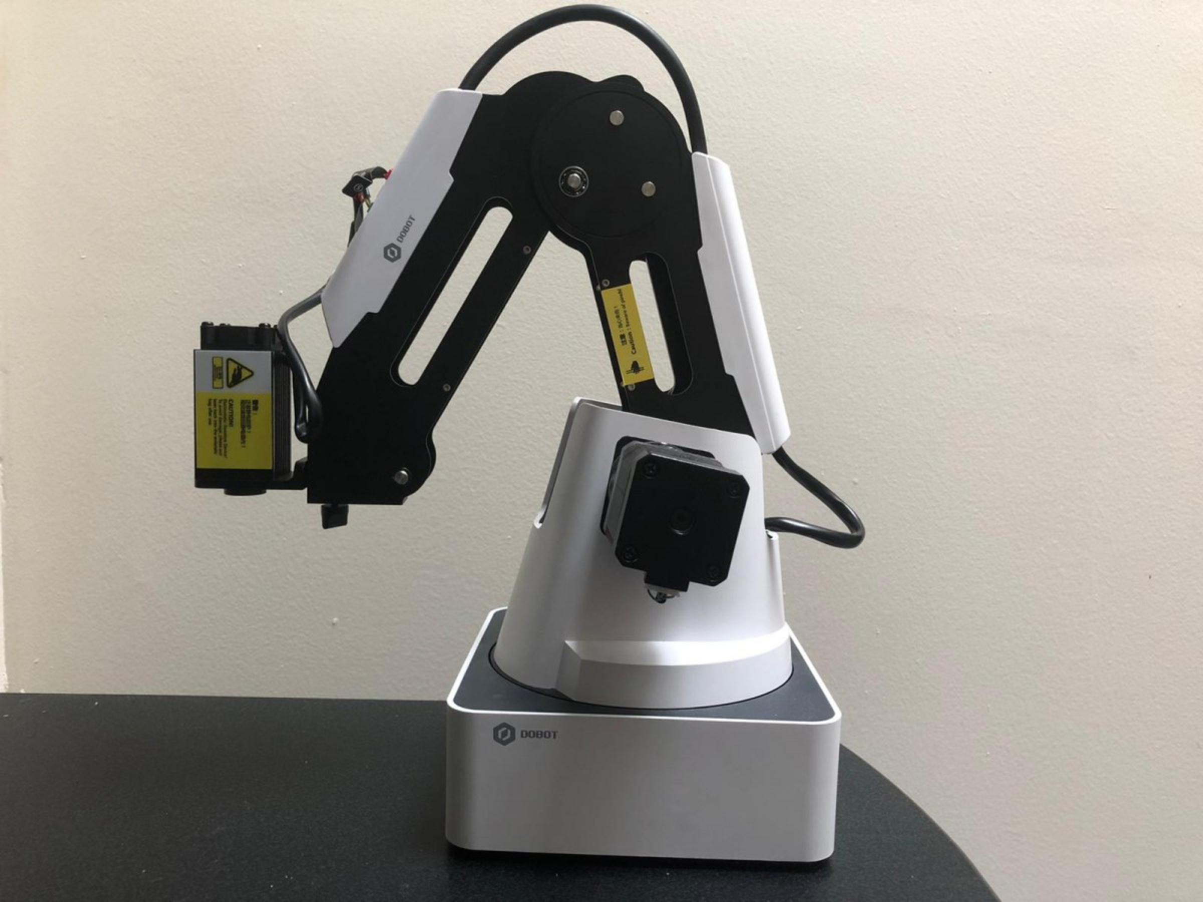 CO2 engraving laser robotic arm