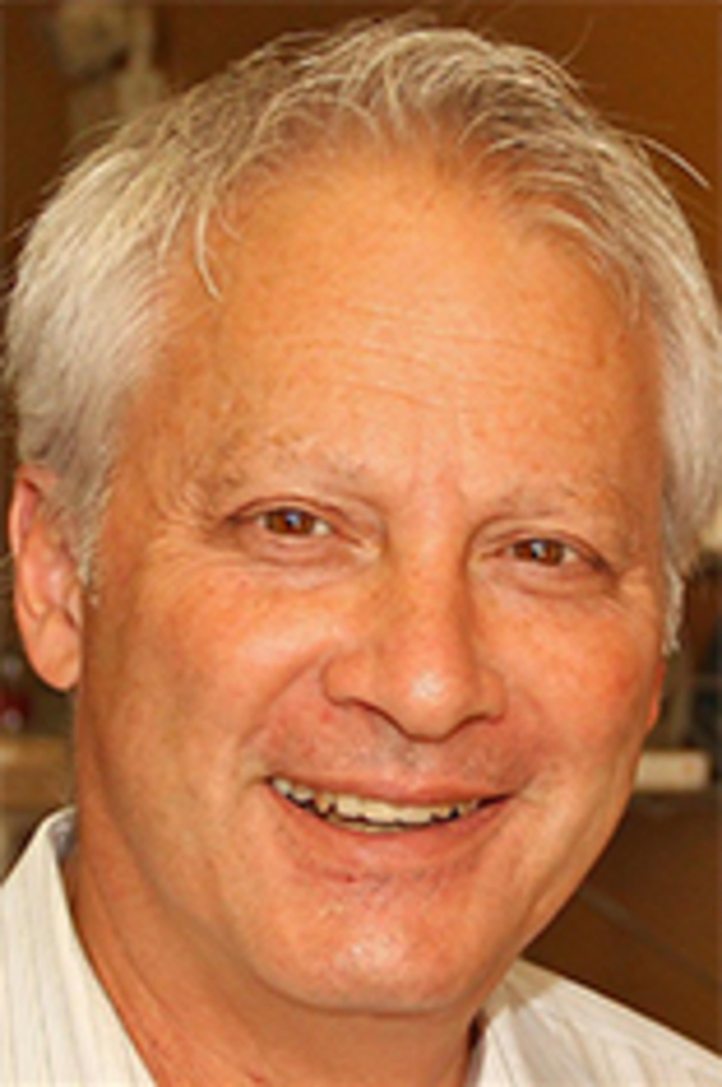 Headshot of Stuart Koperweis