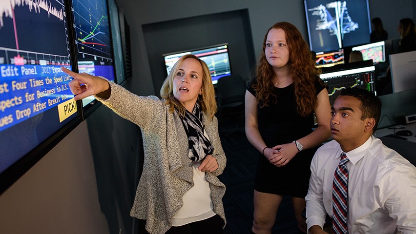 Students learn to use technology in the Hanlon 2 facility.